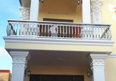 Báo giá làm lan can, ban công sắt, inox tại Cầu Giấy 2026 theo mét vuông trọn gói