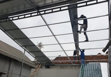 Báo giá làm mái tôn tại Long Biên 2026 theo m2 hoàn thiện trọn gói và tiền công thợ