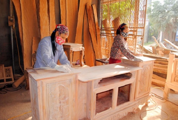 Báo giá thuê thợ sơn pu đồ gỗ cũ Tại Thanh Trì 2026 theo mét vuông hoàn thiện trọn gói và nhân công